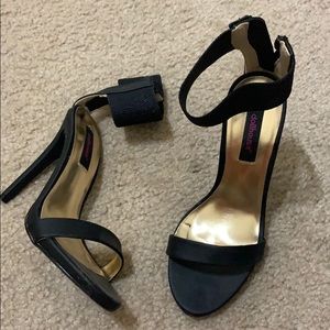 Black high heels single strap size 5.5